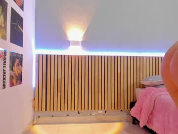 webcam girl little_effy18 image #6199370