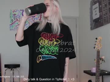 webcam girl petitebrat image #6686262