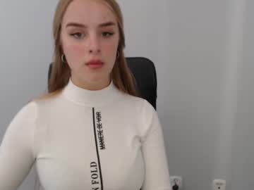 webcam girl molly_wenis image #2442011