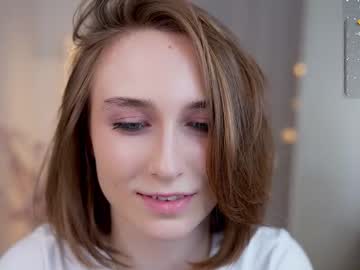webcam girl monimauve_ image #5249950