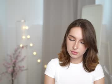 webcam girl silent_chill image #5132600