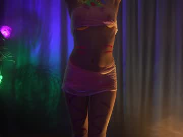 webcam girl little_animal image #5610715