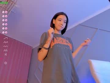 webcam girl aerri_lee image #1429786