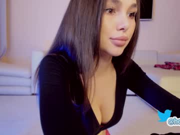 webcam girl hollyextra image #3375337