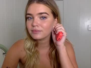 webcam couple littlemaryjane19 image #1848318
