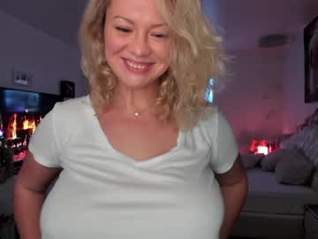 webcam girl kiradivine image #749729