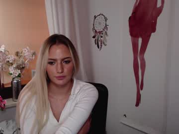 webcam girl shy_zorii image #1594067