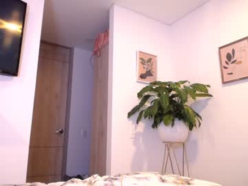 webcam girl courtneyhonney image #686259