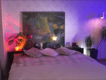 webcam girl ella_knockers_xl image #4327116