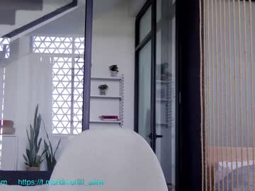 webcam girl sweet_tinker_bell image #3069582