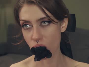 webcam girl flowerr_baby image #6377117