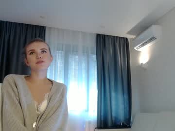 webcam girl amourvenenum image #2692046