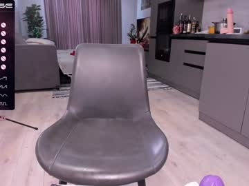 webcam girl nikkisweetie image #4024504