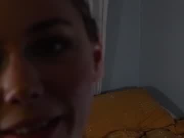 webcam girl mayasings image #3356578