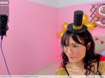 webcam girl little_effy18 image #3133002