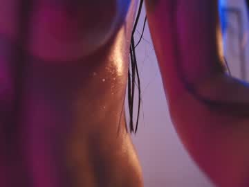 webcam girl lucie_beltran image #6527223