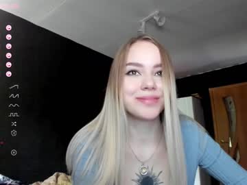 webcam girl ur_sweet_lily image #2030645
