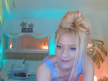 webcam girl amyvalentine image #1549561