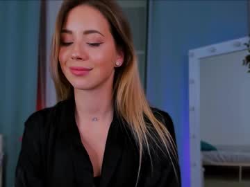 webcam girl emmi_rosee image #3596722