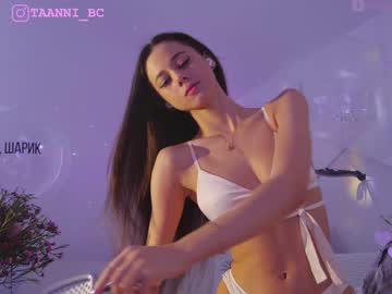 webcam girl taanni_bc image #5268318