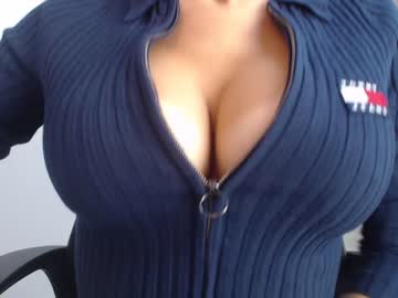 webcam girl eat_mee_out image #2658082