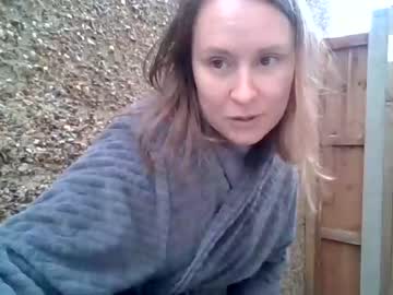 webcam girl eatmypie69 image #5737181