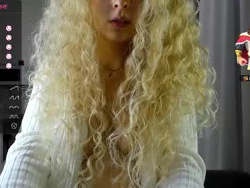 webcam girl mila_martella2004 image #5177431
