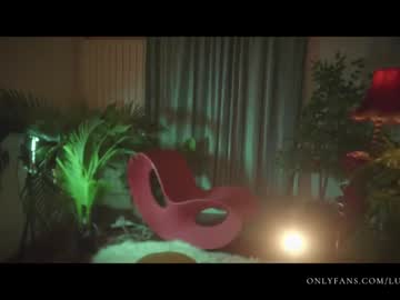 webcam girl lucieoude_ image #3378738