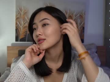 webcam girl refined_style image #6625401