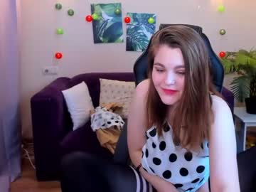 webcam girl lillillyevans image #3639653