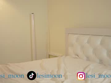 webcam girl lesi_moon image #6412990