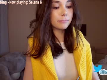 webcam girl hollyextra image #1782414