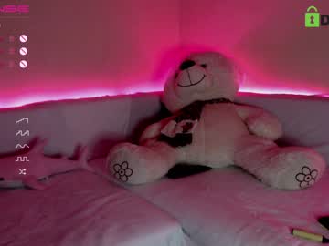 webcam girl fallen_angel_18 image #4197908