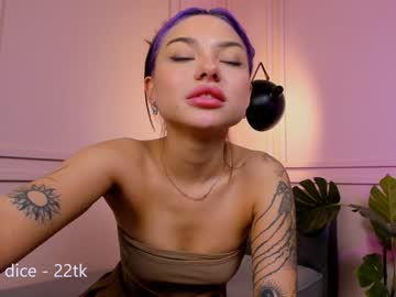 webcam girl era_shy image #3335922