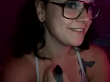 webcam girl lilylikesthat image #2222655