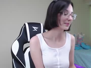 webcam girl queen_kitty1818 image #1988981