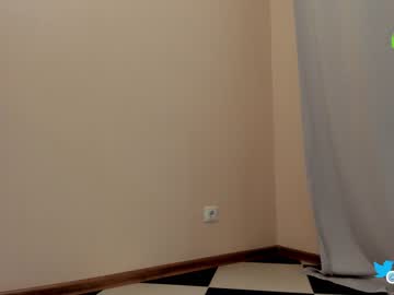 webcam girl hollyextra image #5580897