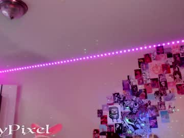webcam girl lilypixel image #4042147