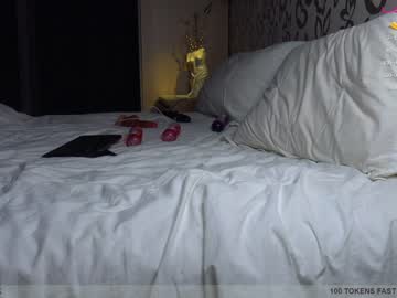 webcam girl sarah__marlow__ image #2624425