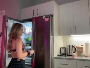 webcam girl saraloverays image #5791117