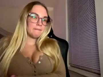 webcam girl mariah95 image #3235510