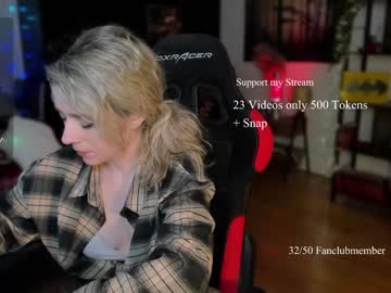 webcam girl kimilee22 image #5948214