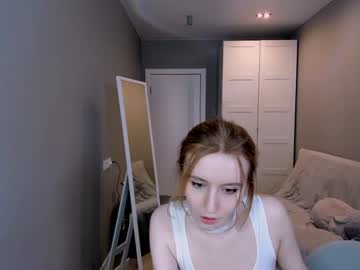 webcam girl silver_gin image #6791987