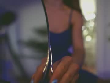 webcam girl olaya_del_mar image #1390997