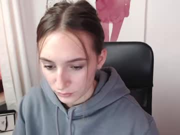 webcam girl lili_petit image #3116047