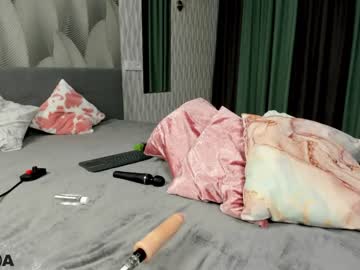 webcam couple yourlovelyjulia image #2327674