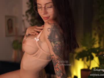 webcam girl effylowell_ image #3886731