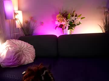 webcam girl littlee33 image #3562179