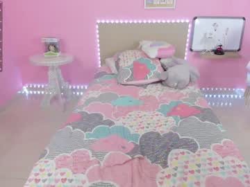 webcam girl little_effy18 image #2214559