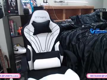 webcam girl livewithlulu image #6758277